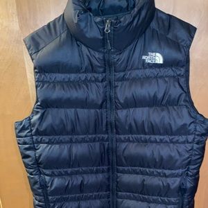 The North Face 550 Men’s Large Vest